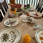 Le Jardin De Rose 24 Feuillebert 86700 Bed & Breakfast Romagne (Vienne)