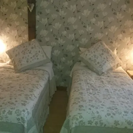 Le Jardin De Rose 24 Feuillebert 86700 Nocleg ze śniadaniem Romagne (Vienne)