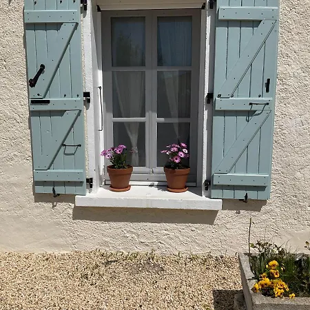 Bed and Breakfast Le Jardin De Rose 24 Feuillebert 86700