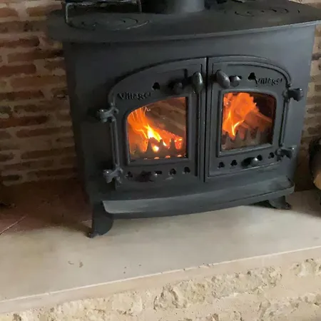 Le Jardin De Rose 24 Feuillebert 86700 Nocleg ze śniadaniem