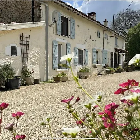 Le Jardin De Rose 24 Feuillebert 86700