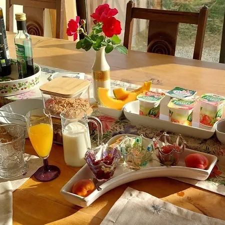 Le Jardin De Rose 24 Feuillebert 86700 Bed & Breakfast Romagne (Vienne)